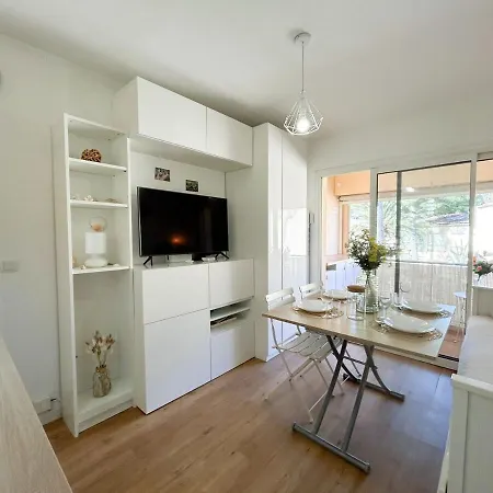 Appartement à - Résidence Avec Piscine