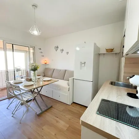 Appartement à - Résidence Avec Piscine Sanary-sur-Mer